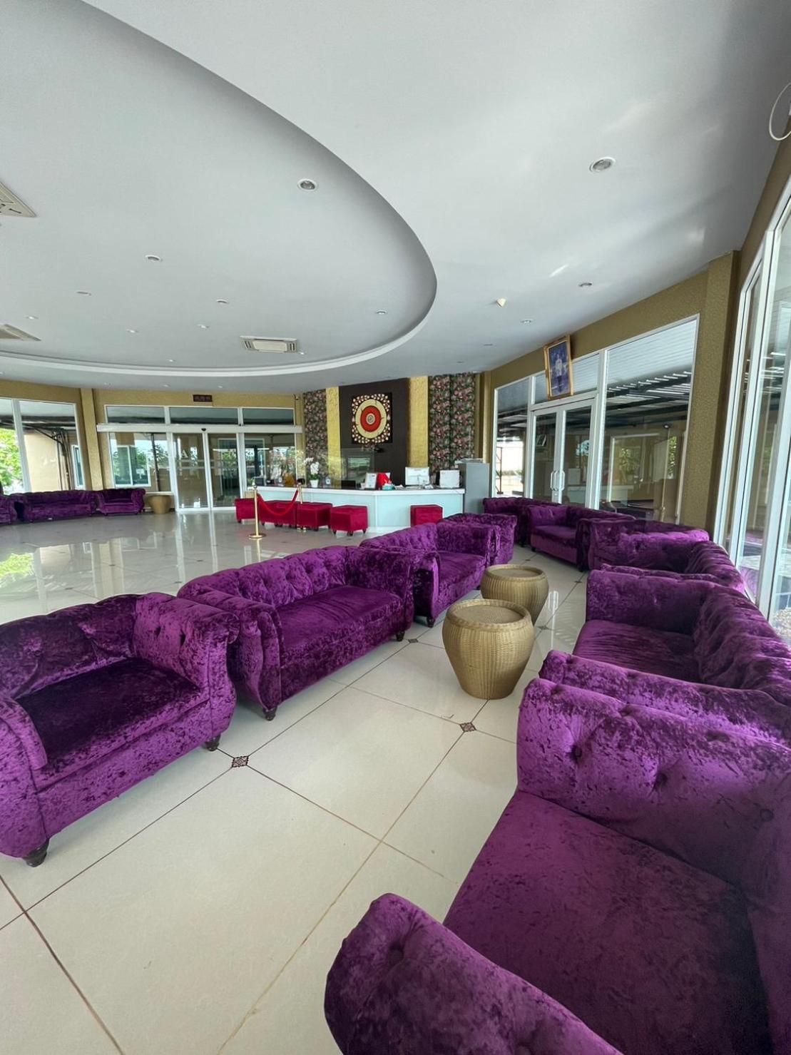 H2Do Hotel Ban Khlong Sanam Phli Exterior photo