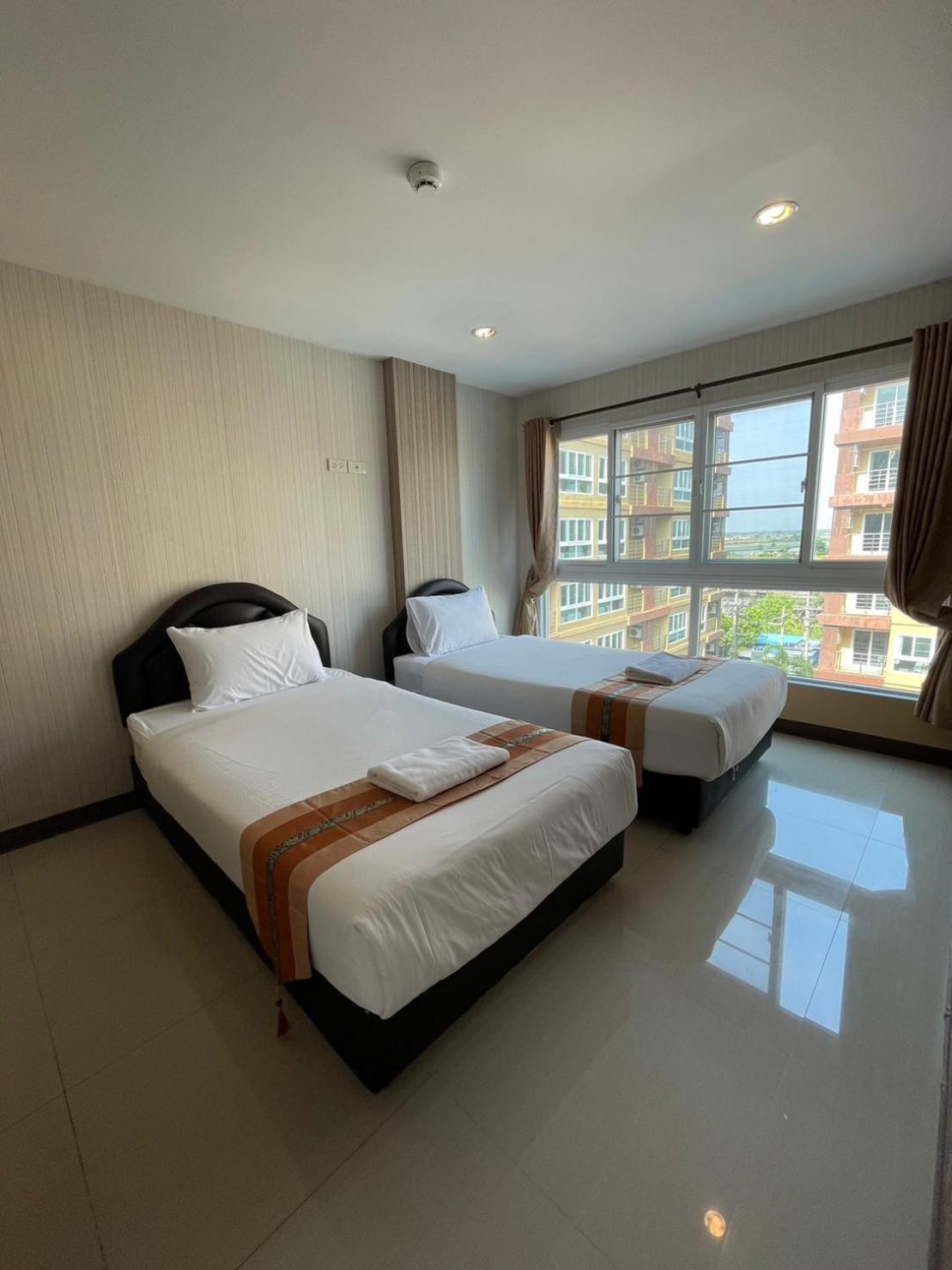 H2Do Hotel Ban Khlong Sanam Phli Exterior photo